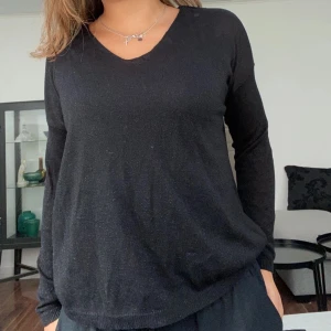 Finstickad tröja  - Tröja från Only i stl S💗