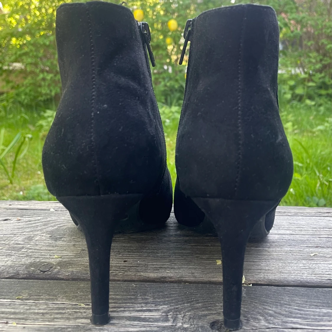 Svarta klackar med dragkedja - 90