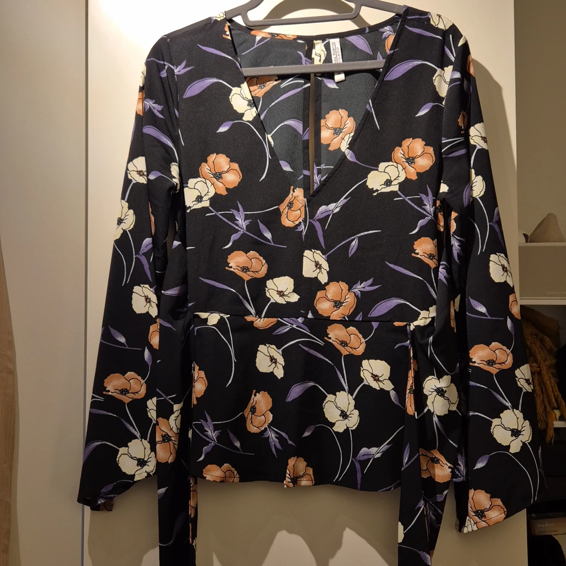 Blus öppen rygg - 91