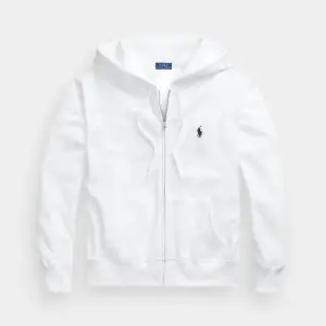 säljer nu en vit ralph lauren zip hoodie i riktigt bra kvalite. hoodien är i storlek S. Kontakta mig vid fler frågor!