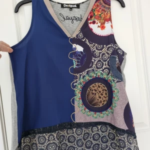 Desigual linne - Säljer ett Desiguallinne, använt 2 ggr.