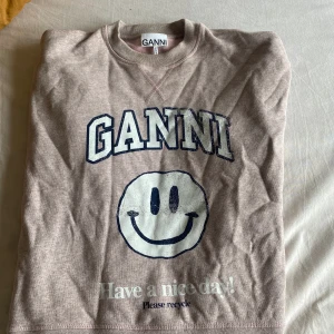 Ganni  - Använd 2 gånger, nyskick. Storlek S/M.