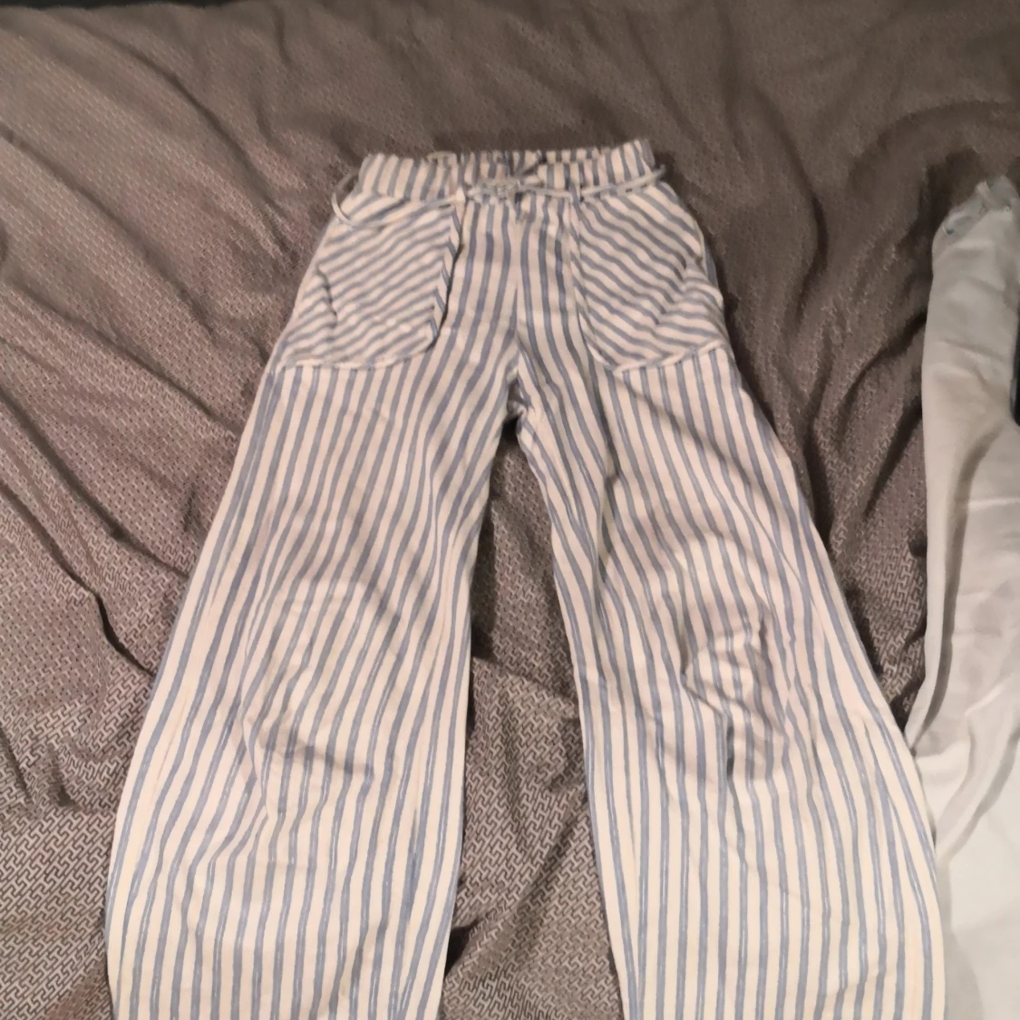 Pyjamasbyxor från zara  - 90