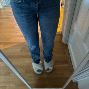 Zara jeans  - Blå snygga zara jeans 