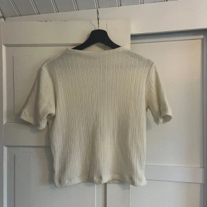 Topp från zara  - Topp från zara storlek S. Aldrig använd😃