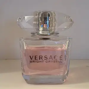 30 ml parfym från Vercase. Använd men mycket kvar av den! 💕