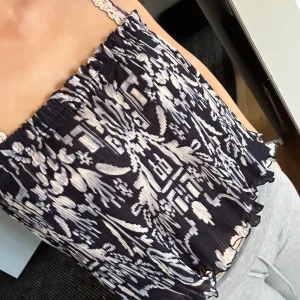 Topp - Jätte fin topp i nyskick💕