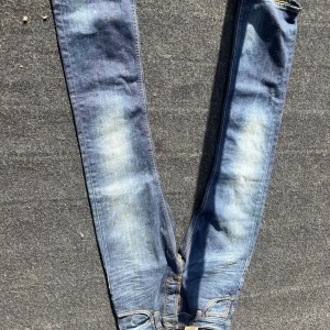 Nudie jeans - Säljer dessa feta Nudie jeans! Skick 9/10 hör av er vid minsta fundering😊