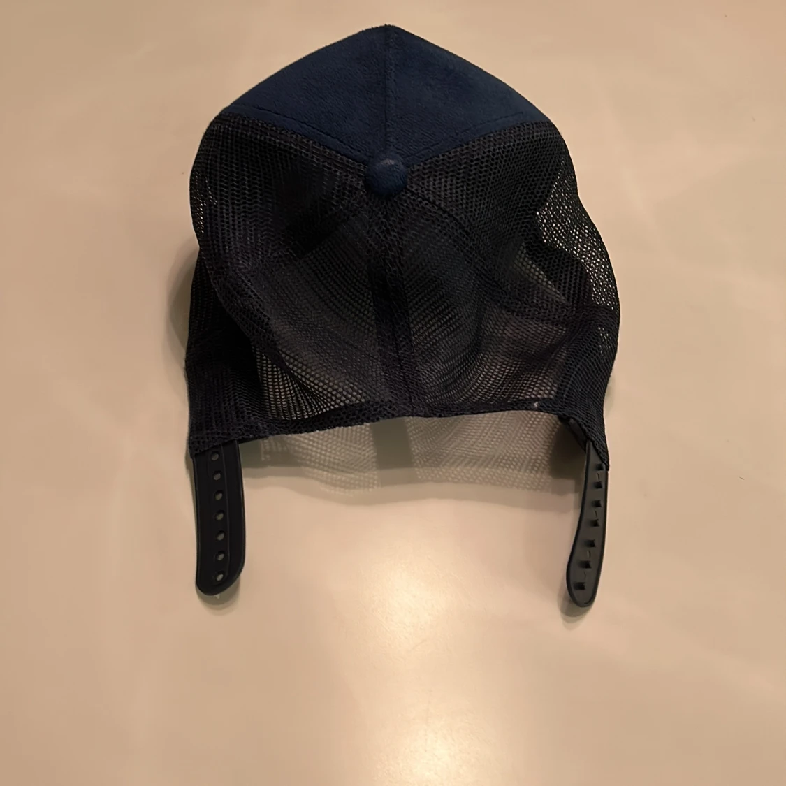 BLÅ REVENITE KEPS - 92