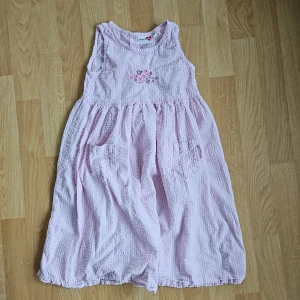 Klänning - Klänning Check Me by Lindex girls, strl 122