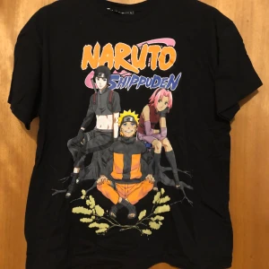 Naruto anime tshirt  - Oversized fit  Helt ny