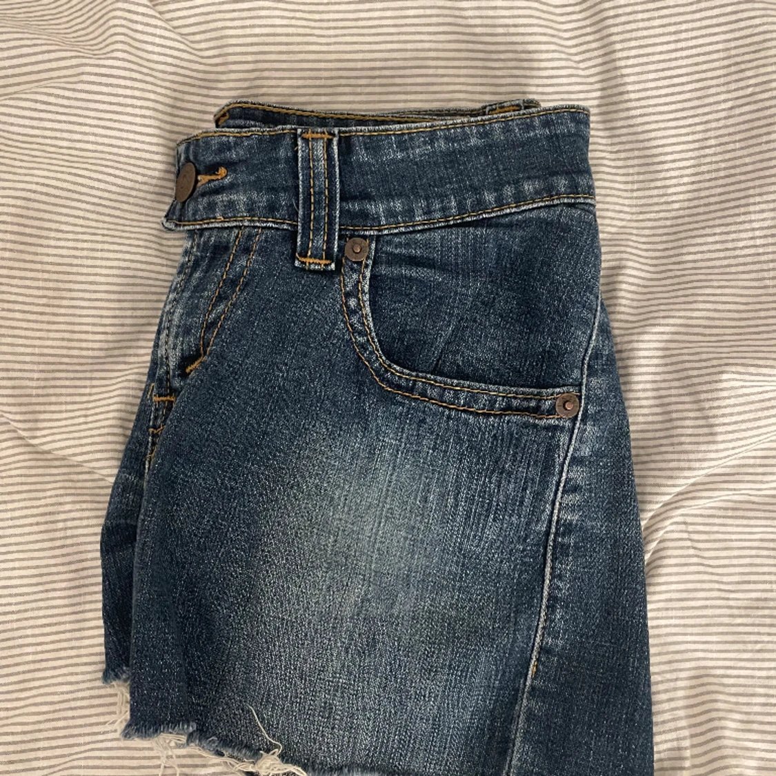 Snygga jeans shorts  - 91