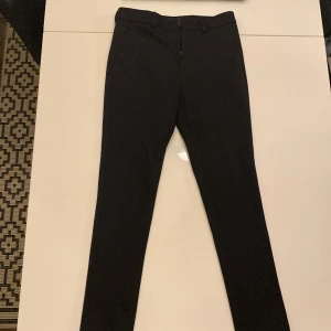 Jack&Jones kostymbyxor  - Storlek W28” L30” Använda 1-3ggr Mycket fint skick