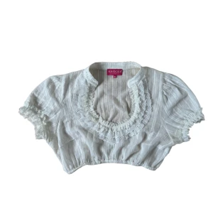 Kort spets topp - Kontakta vid intresse <3