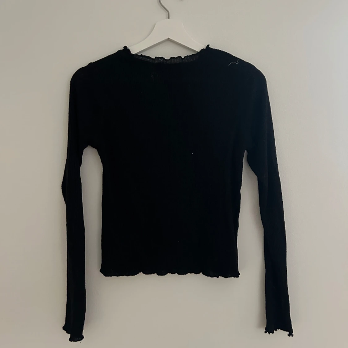 Svart långärmad tröja  - 90