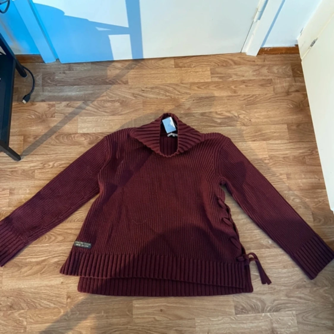 Vinröd stickad tröja - 90