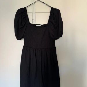 Klänning från hm. - Storlek M.