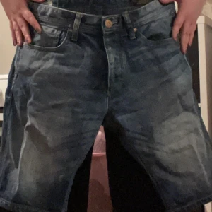 Jeansshorts  - Aldrig använd 