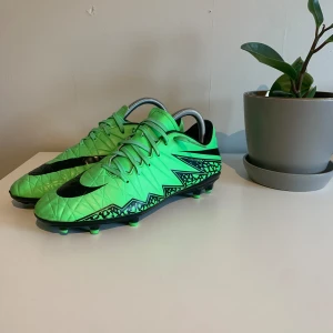 Nike hypervenom  - Ett par riktigt feta hypervenom i riktigt bra skick. Det är bara att höra av sig vid minsta fundering.