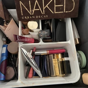 Makeup  - Det paket pris för allt 