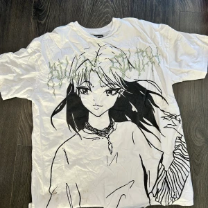 Billie Eilish t shirt - Fint skick, knappt använd. Nypris ca 250kr