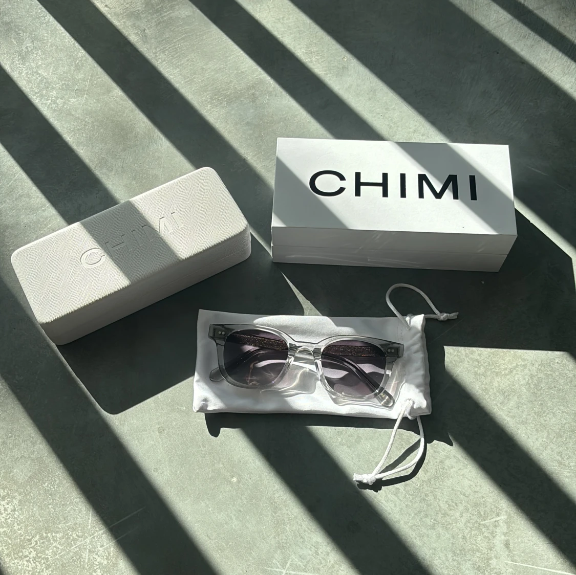 Chimi 02 grey