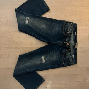 Ltb jeans  - Fina Ltb jeans, uppsprättade i slutet på byxan för att passa mig som är 168. Pris kan diskuteras 