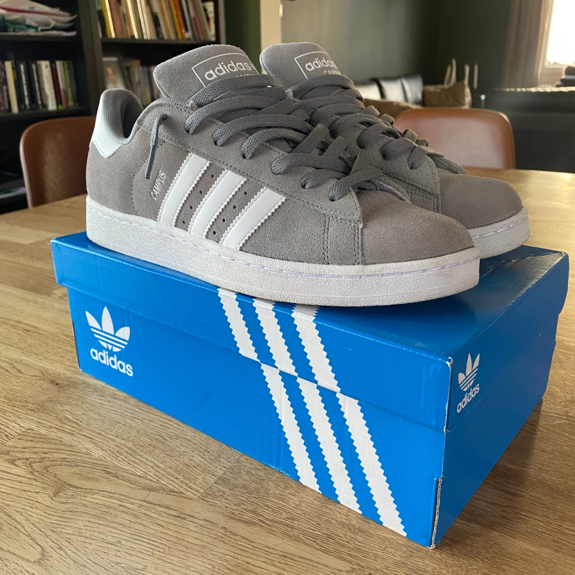 Adidas Campus  - 90