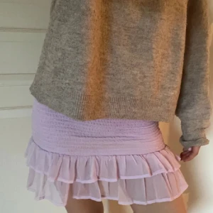 Kjol - Så fin kjol från bikbok i nyskick. Bilden är lånad💕