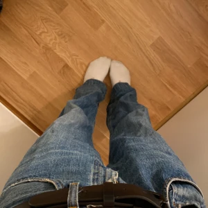 Levis jeams - Tryck gärna på köp nu. De är baggy