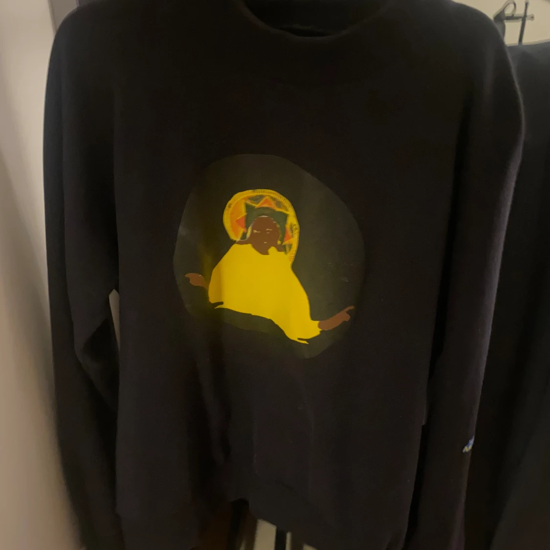 Jesus is king crewneck