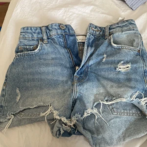 Blåa shorts  - Fina zara shorts. Blåa 