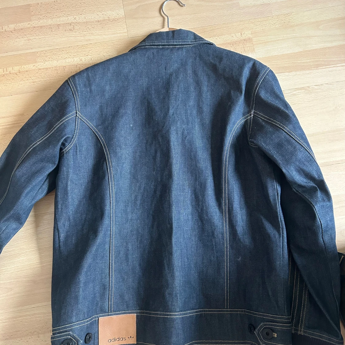 Adidas jeans jacka  - 90