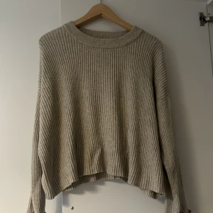 Stickad tröja - Cute stickad tröja fr bikbok ❤️🥰