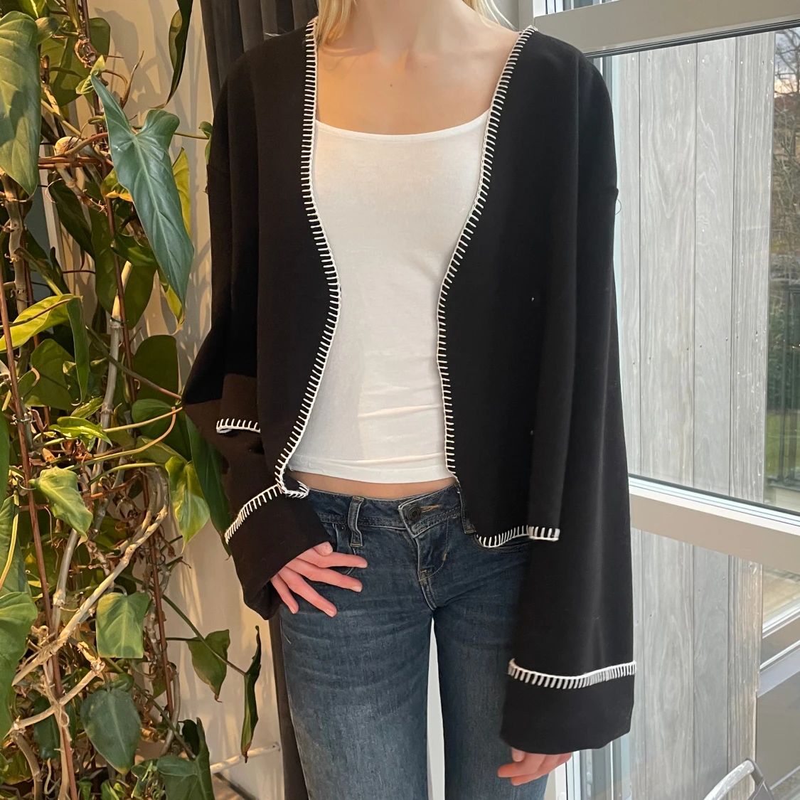 Svart jacka/kofta - 90