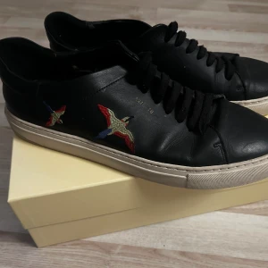 Arigatos - Arigatos i storlek 46 ganska använda men hyfsat skick!😁