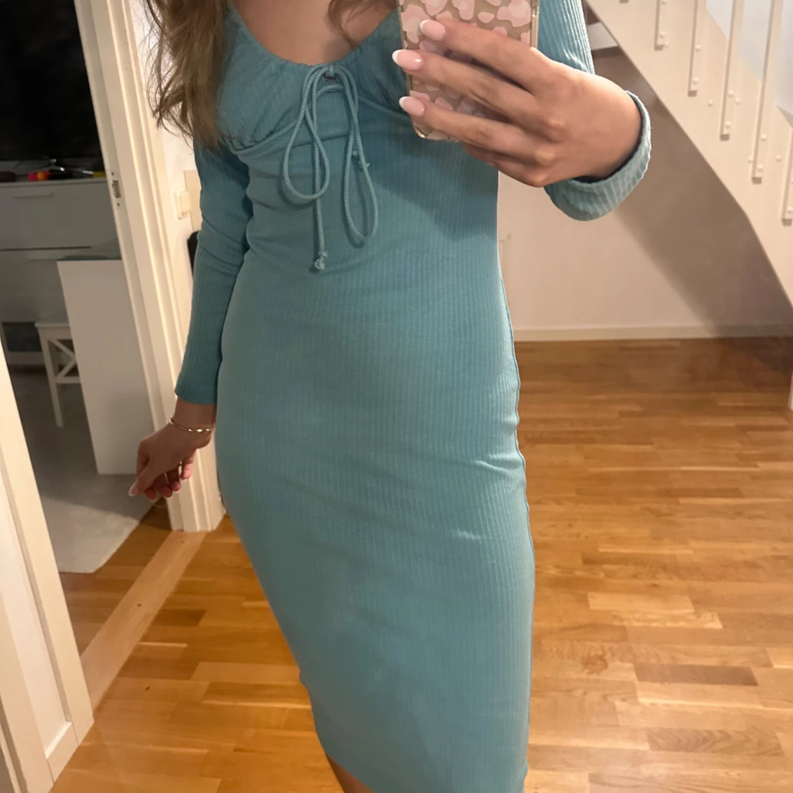 Midsguided klänning