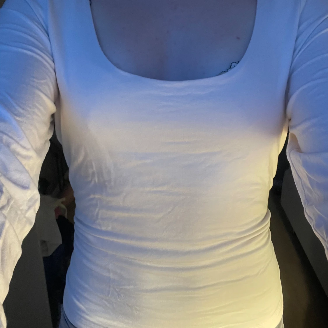 Tajt urringad tröja  - 90