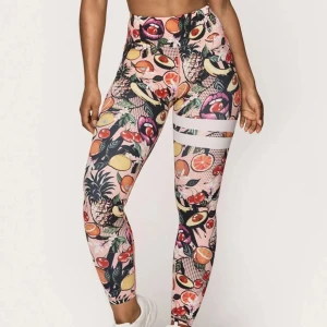 Stronger thights  - Säljer mina thights då dom inte är min stil längre, mycket använda men syns inte mycket. 