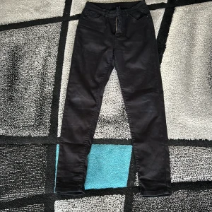 Byxor  - En ny Skinny Jeans har bara haft på mig den 1 gång  