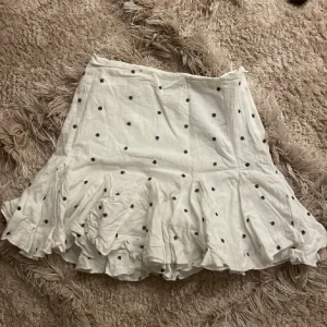 Kjol från zara - Supersöt kjol från zara