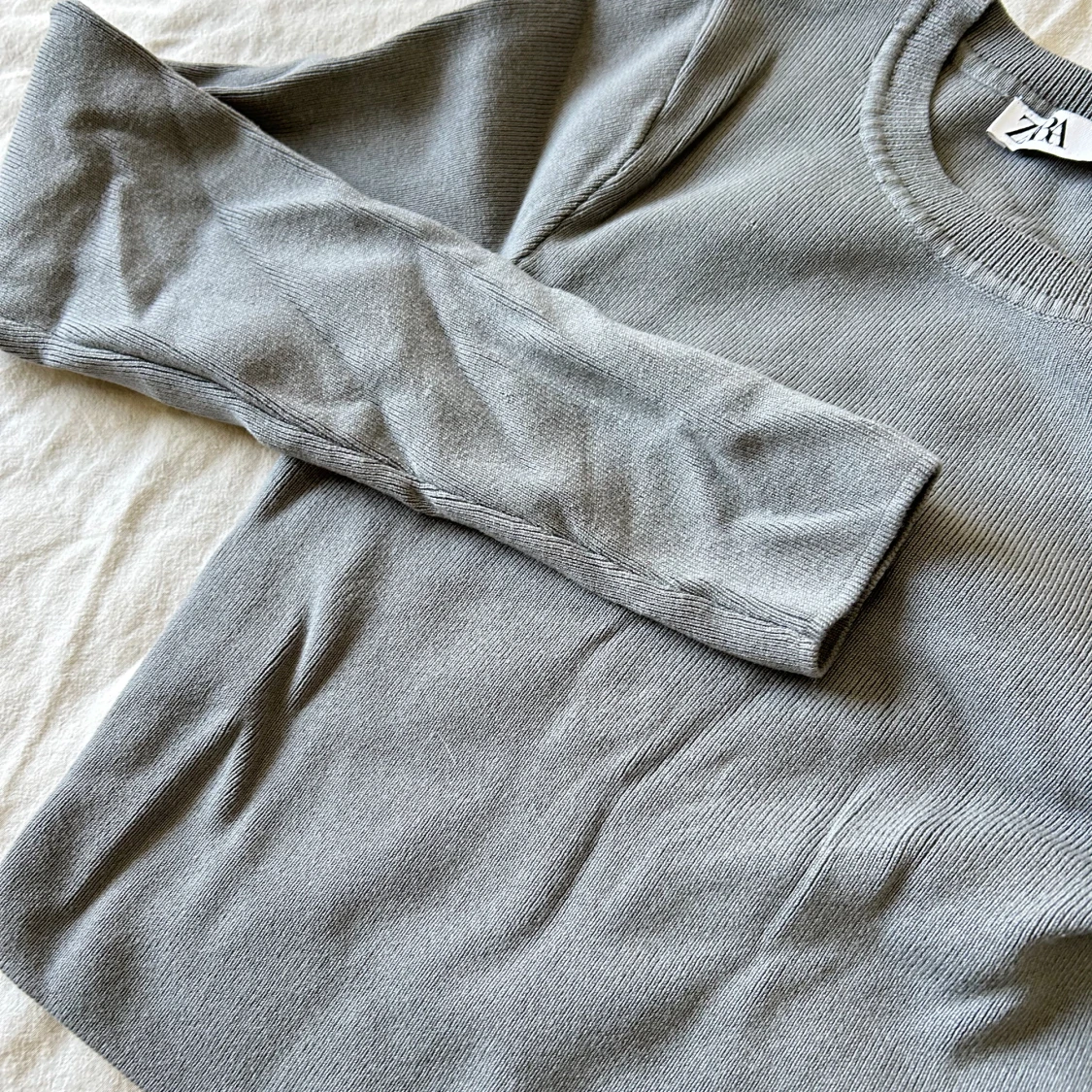 Helt ny topp som aldrig används från Zara - 91