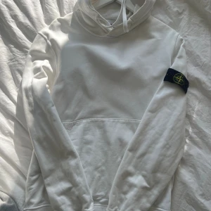 Stone Island Hoodie - Äkta, lite andnöd hoodie från SI