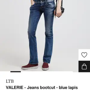 Säljer mina lågmidjade Ltb jeans i modellen Valerie, färgen blue lapis wash. Storlek 29/36. Har inga tecken på användning 🤌🏻 Kan skicka egna bilder om det önskas. 