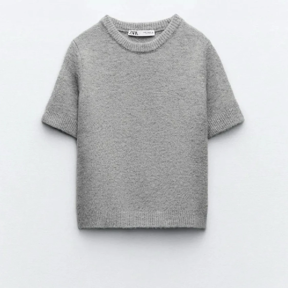 Grå stickad tröja från Zara