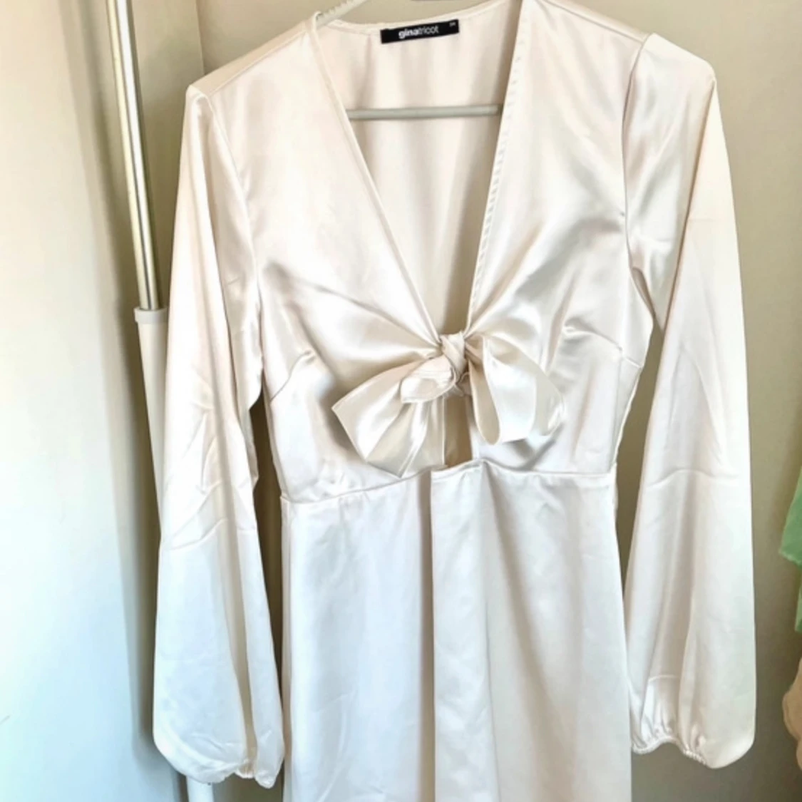 Satin klänning  - 3