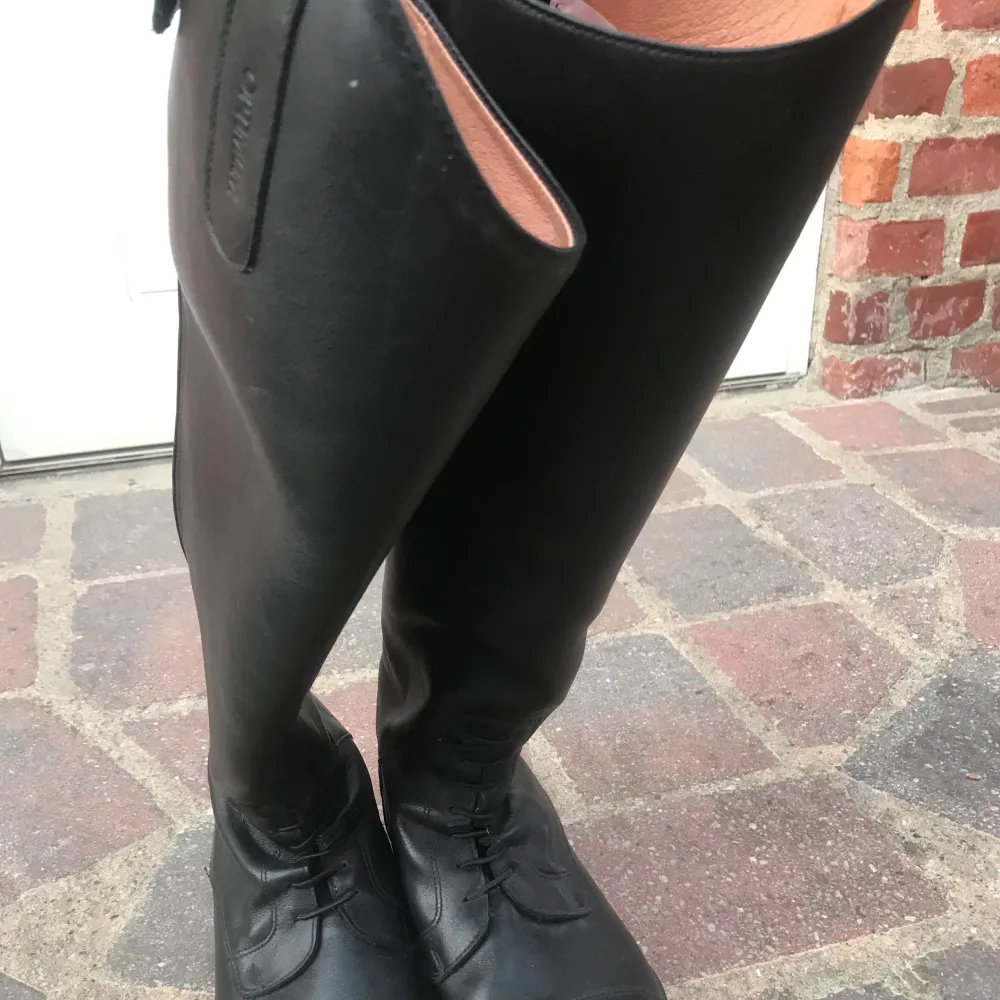 Stilrena classic boots. Nyskick, endast provade. Optimum. Stl 41. Nypris 1400kr.. Kengät.