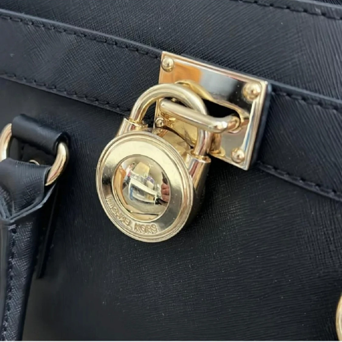 Michael Kors Hamilton  - 90