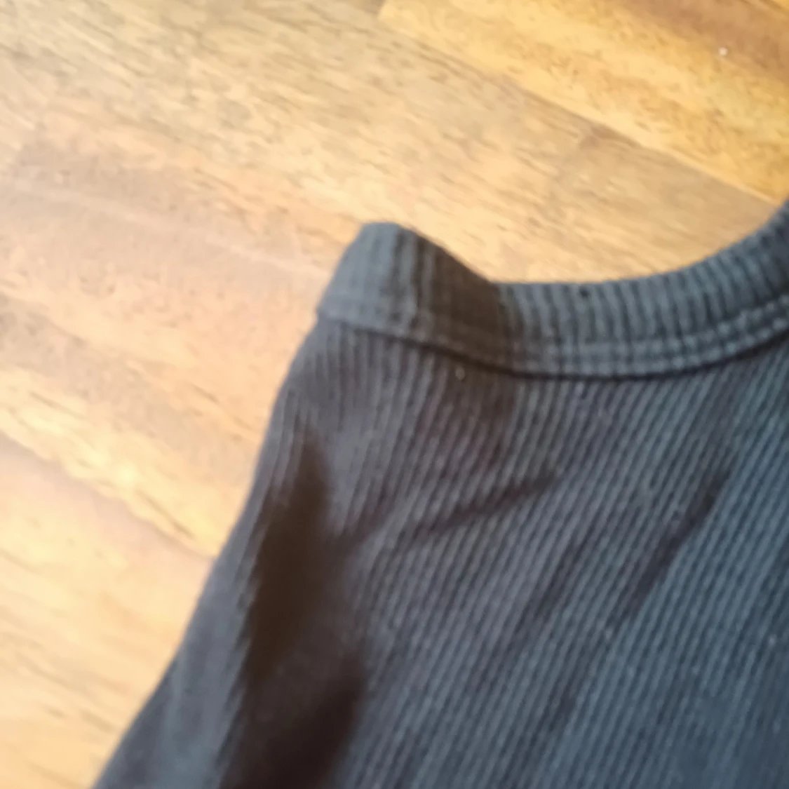 Svart ribbad linnetopp från 157 - 92