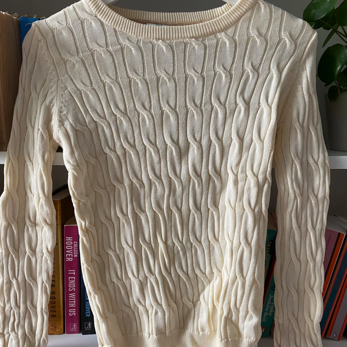 Beige stickad tröja från Morris Lady